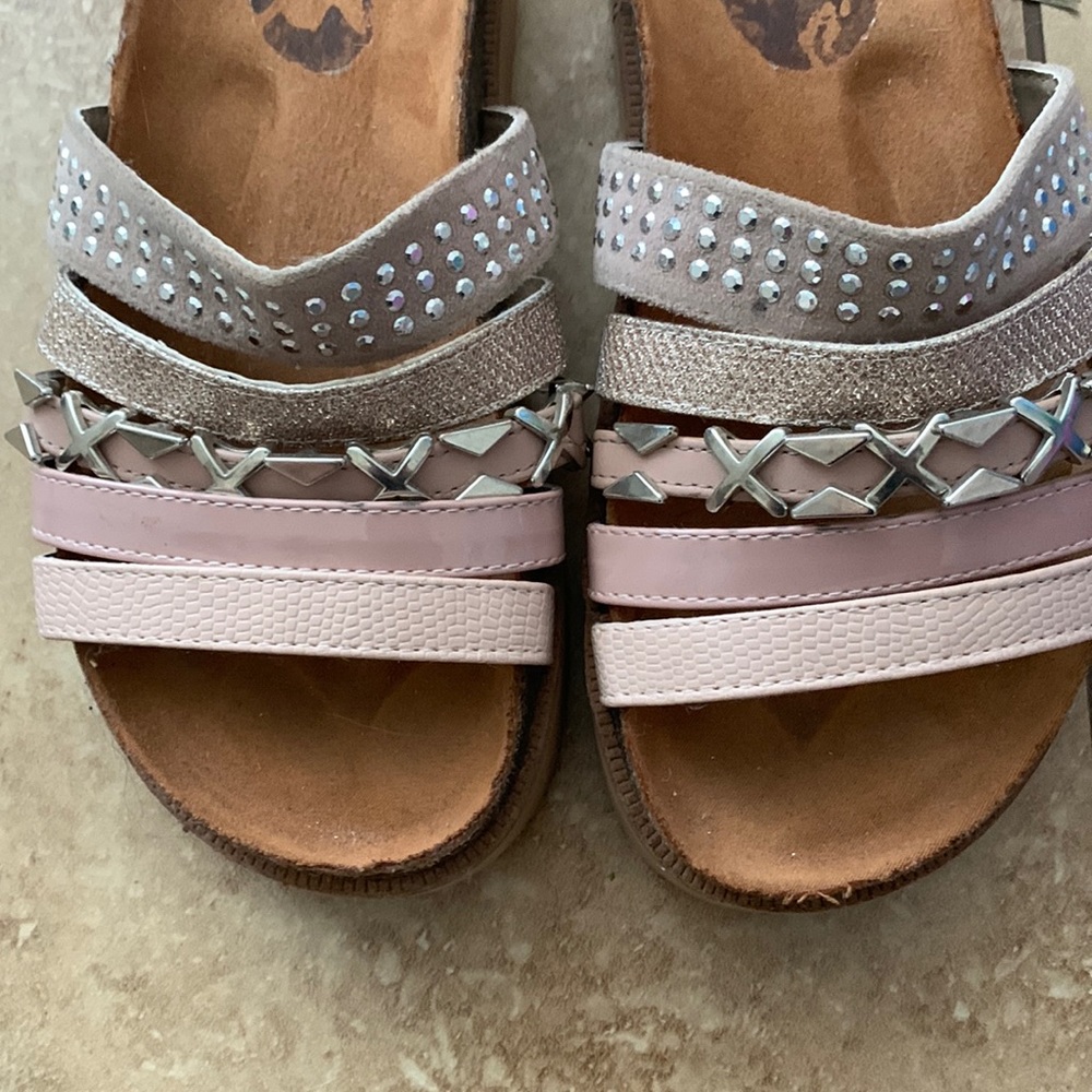 Argentinian platform sandals w hardware